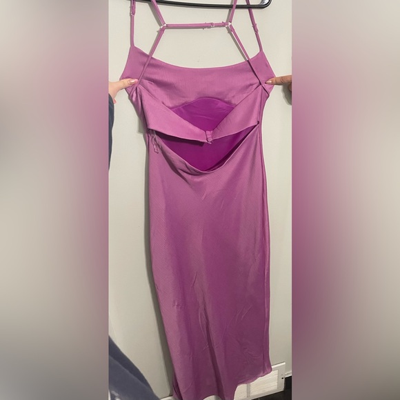 Purple open back dress - Picture 2 of 2
